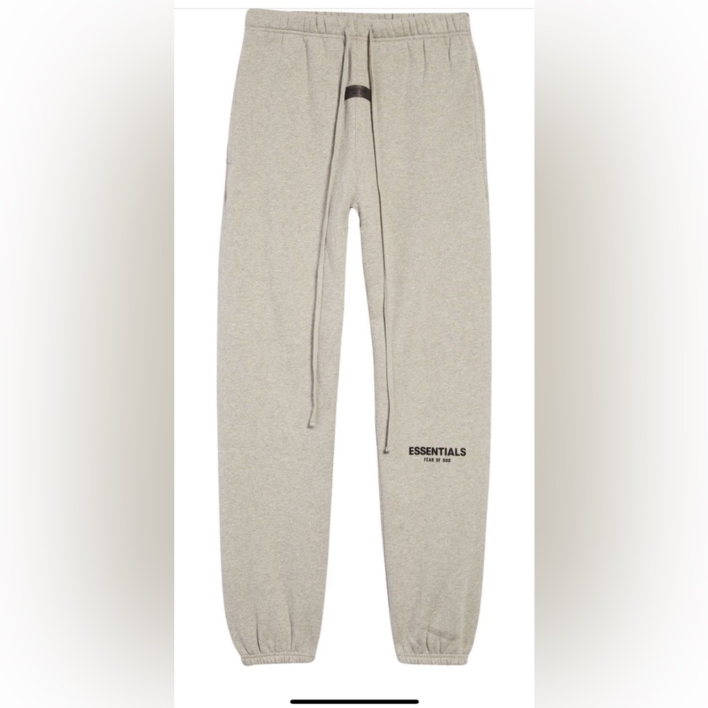 Fear of God Essentials Sweats -Dark Oatmeal in Medium. Worn once by daughter